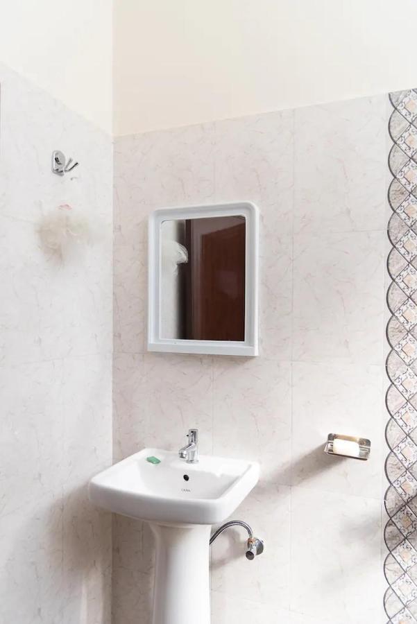 Bri Mansion Hotel Dawki Buitenkant foto